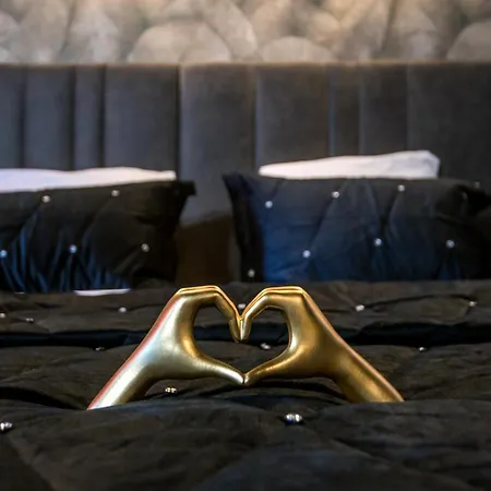 La Des Secrets - Jacuzzi, Clim & Sensualite Apartman